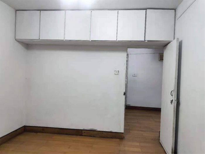 易家桥新村 2室1厅1卫 64m&sup2;