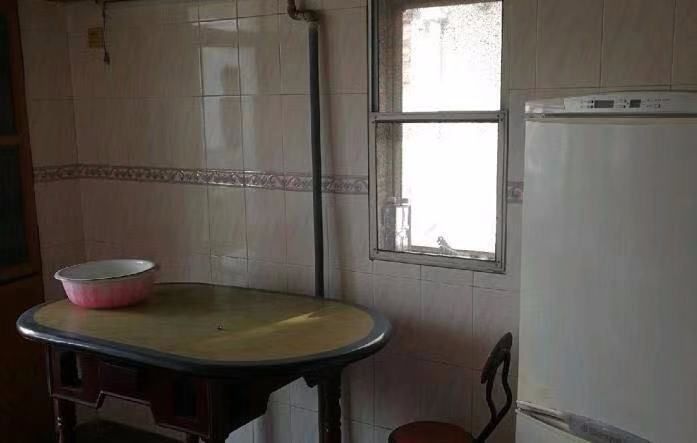 濠西园中北小区 4室1厅1卫 89.98m&sup2;