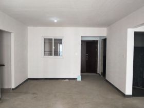 南山国际社区 3室2厅2卫 130m&sup2;