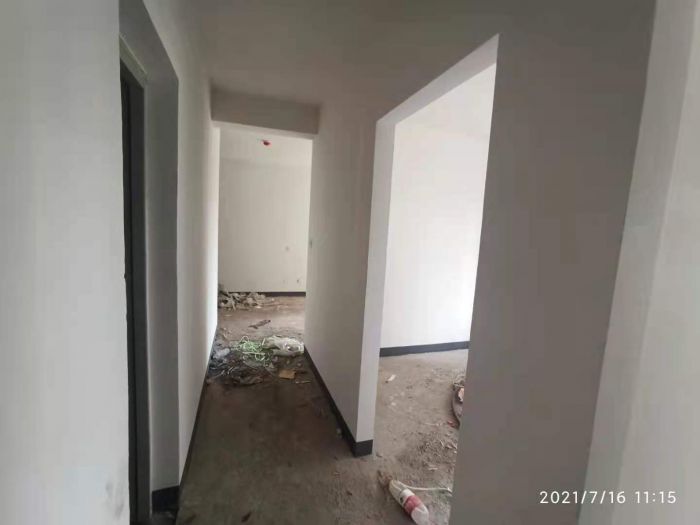 绿地新里城 3室2厅1卫 91m&sup2;