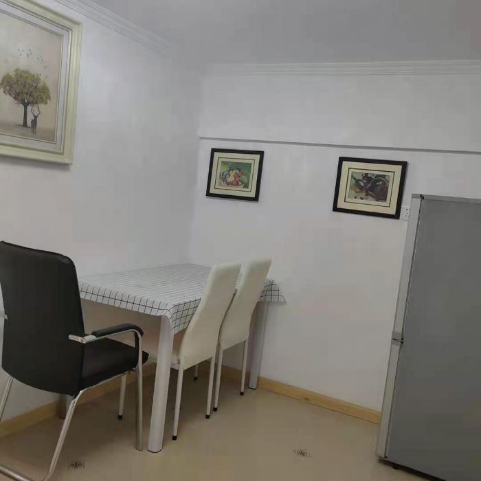 金贸公寓 4室2厅2卫 136.00m&sup2;