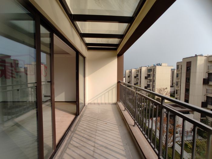 春风南岸西园 4室3厅3卫 167m&sup2;