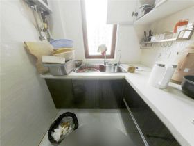 吴中豪景华庭 3室2厅1卫 138m&sup2;