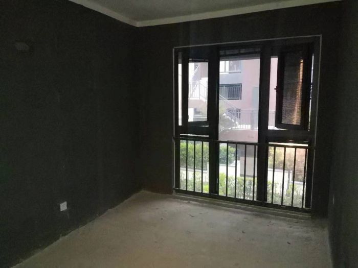 万科翡翠东第 4室2厅2卫 300.00m&sup2;