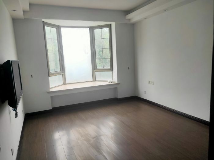 优山美地花园南区 5室2厅2卫 186.90m&sup2;