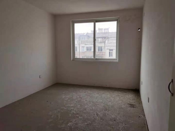 星通花园 5室2厅1卫 191m&sup2;