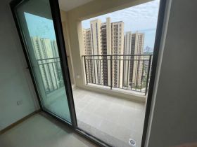 绿地新里城 3室2厅1卫 98m&sup2;