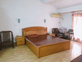 段家坝小园 6室2厅2卫 150m&sup2;