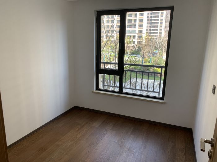 春风南岸东园 4室2厅2卫 142m&sup2;