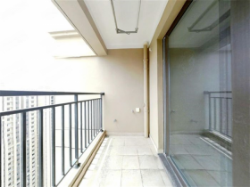 中海碧林湾 3室2厅2卫 110m&sup2;