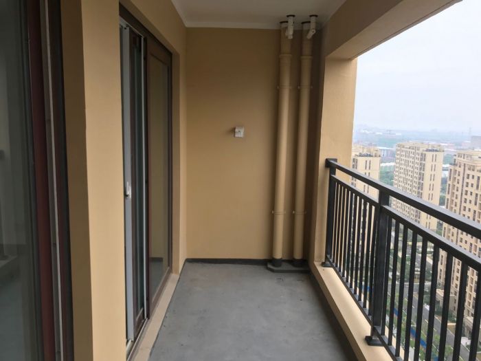 世茂九龙庭 3室2厅1卫 90m²