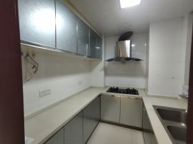 优山美地花园 2室1厅1卫 84m&sup2;