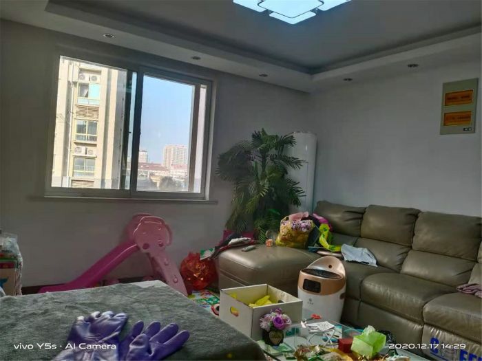 锦安花园 6室2厅3卫 120m&sup2;