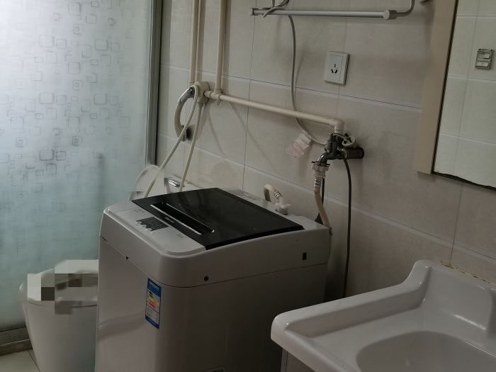 五山新苑 2室1厅2卫 95m&sup2;