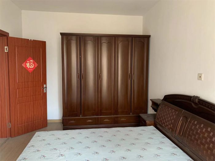恒盛豪庭 2室2厅1卫 94m&sup2;
