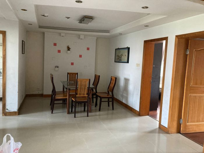 天都花苑 4室2厅2卫 178m&sup2;