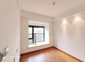 佳期漫 5室2厅2卫 143m&sup2;
