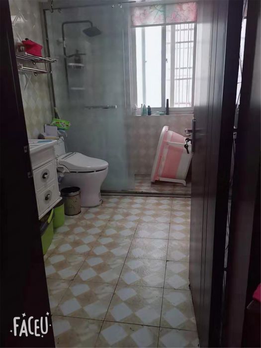 星景花园 3室2厅2卫 131m&sup2;