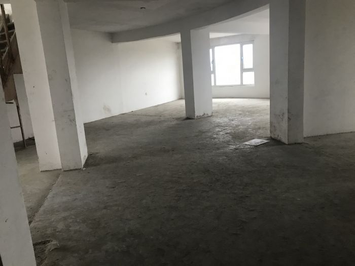 华侨花苑 6室2厅2卫 240m&sup2;