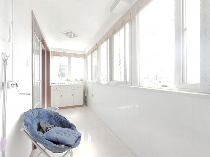怡园北村 3室2厅1卫 126m&sup2;