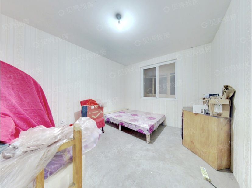 星辰花园 3室2厅2卫 141m&sup2;