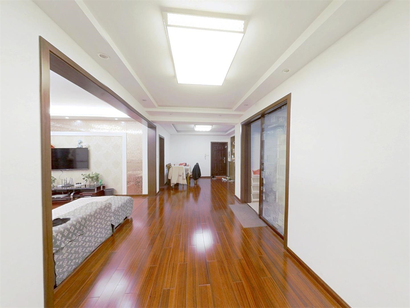 仁和锦居 3室2厅2卫 139.93m&sup2;