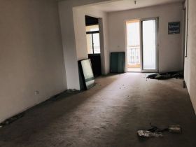 中南世纪花城三期 4室2厅5卫 275m&sup2;
