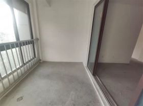 正泰江岸水苑 3室2厅2卫 121m&sup2;