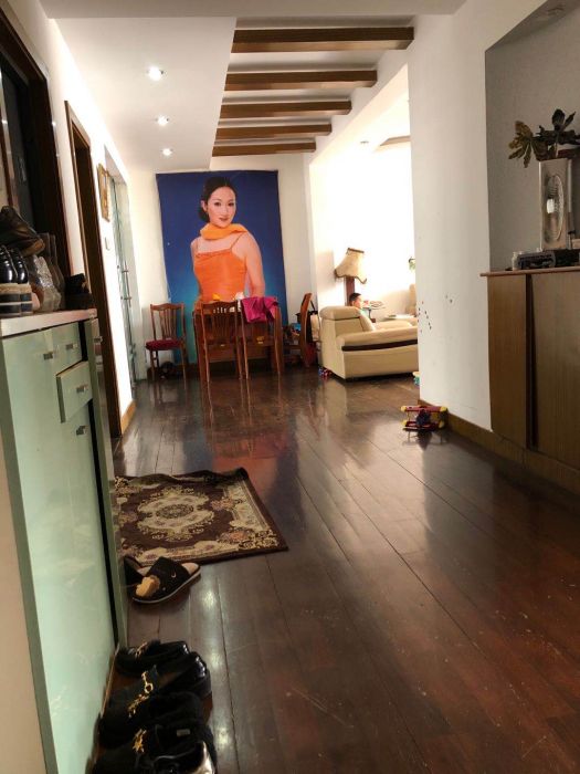 华中园 3室2厅2卫 133.7m&sup2;