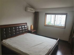 天都花苑 4室2厅2卫 129m&sup2;