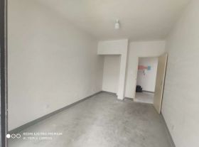 世伦佳苑 2室2厅1卫 82m&sup2;