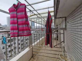 天都花苑 4室2厅2卫 141.3m&sup2;