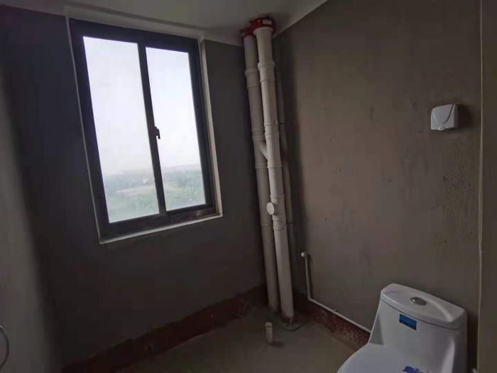 兴石花园 3室2厅1卫 130m&sup2;