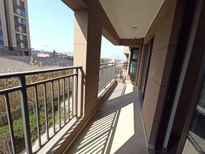 云樾河山 3室2厅2卫 118m&sup2;