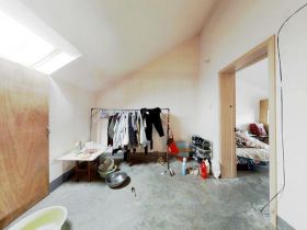 越江新村 5室2厅2卫 124m&sup2;