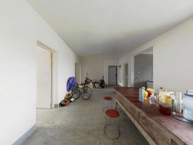公园南苑 3室2厅1卫 126m&sup2;