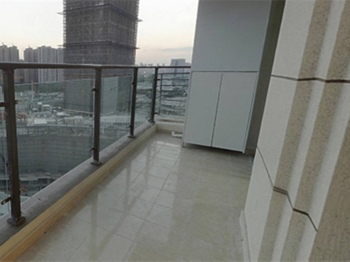 红星天铂 3室2厅2卫 128m&sup2;