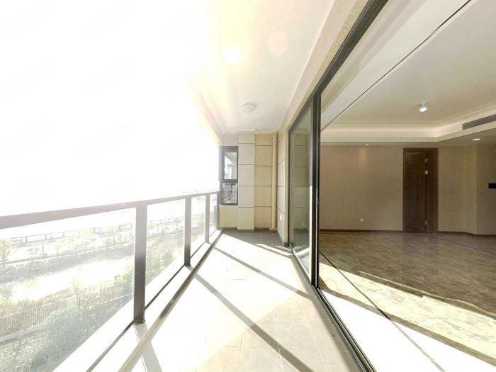 绿城沁园 4室2厅2卫 178m&sup2;