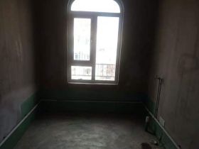 军山花园 4室2厅4卫 255.00m&sup2;