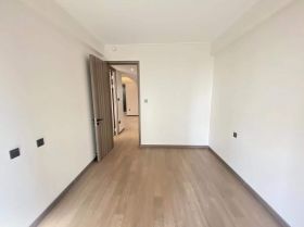 万科翡翠公园 3室2厅2卫 116m&sup2;