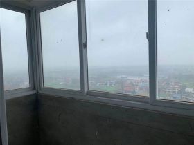 幸福新居 3室2厅1卫 135m&sup2;