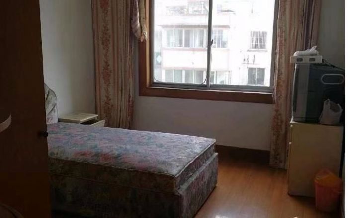 濠西园中北小区 4室1厅1卫 89.98m&sup2;