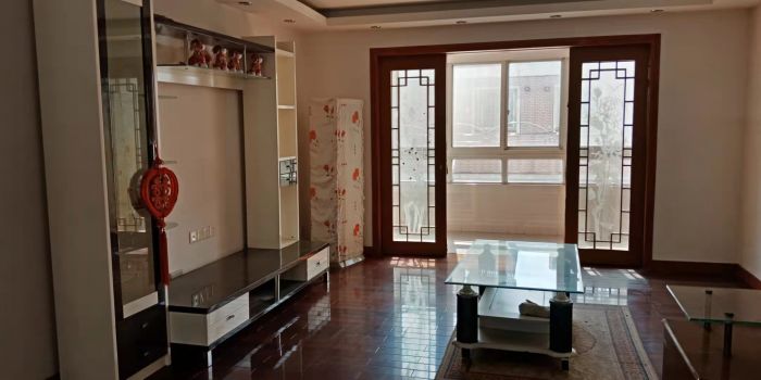 东方花苑 3室2厅2卫 138.94m&sup2;