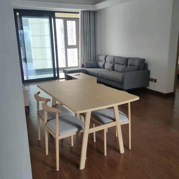 雍华府 3室2厅2卫 114m&sup2;