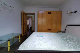 天虹公寓 3室2厅1卫 145.00m&sup2;