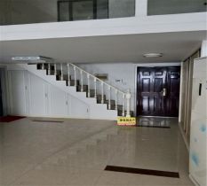 鸿运大厦 1室1厅1卫 128m&sup2;