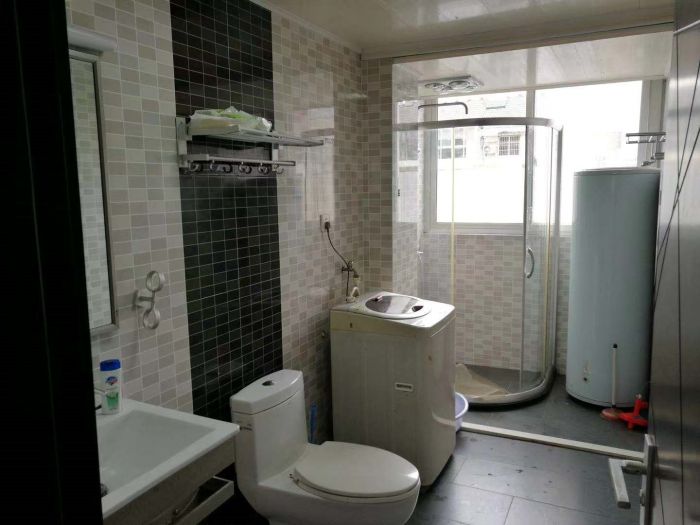 永兴花苑 3室1厅2卫 150m&sup2;