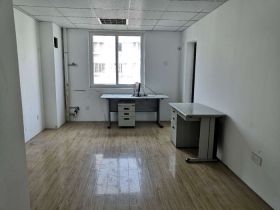 春晖花园 2室2厅1卫 103m&sup2;