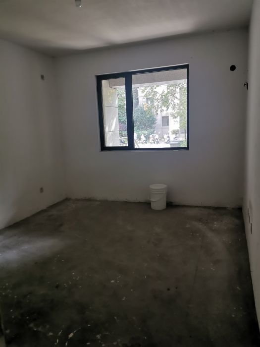 中港城世家 4室2厅2卫 165m&sup2;