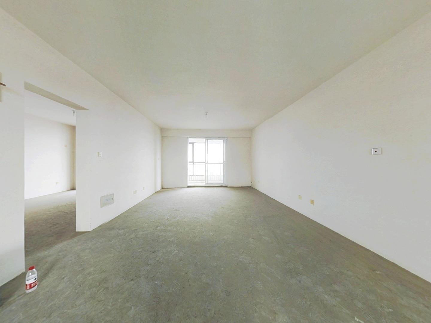 中港城世家 4室2厅2卫 189m&sup2;